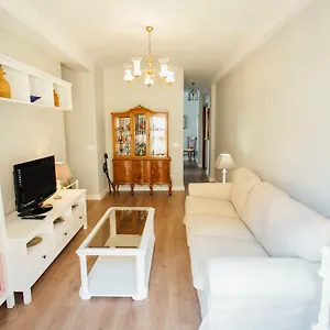 Apartamento Idilico ático En Triana-3bd+1bth, Sevilla